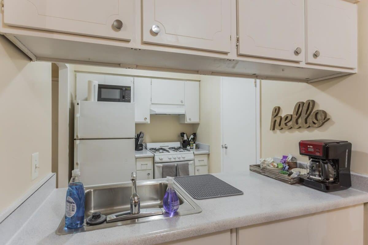 Affordable Downtown Memphis Apartment W Views Exterior photo