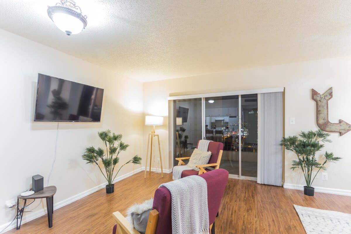 Affordable Downtown Memphis Apartment W Views Exterior photo